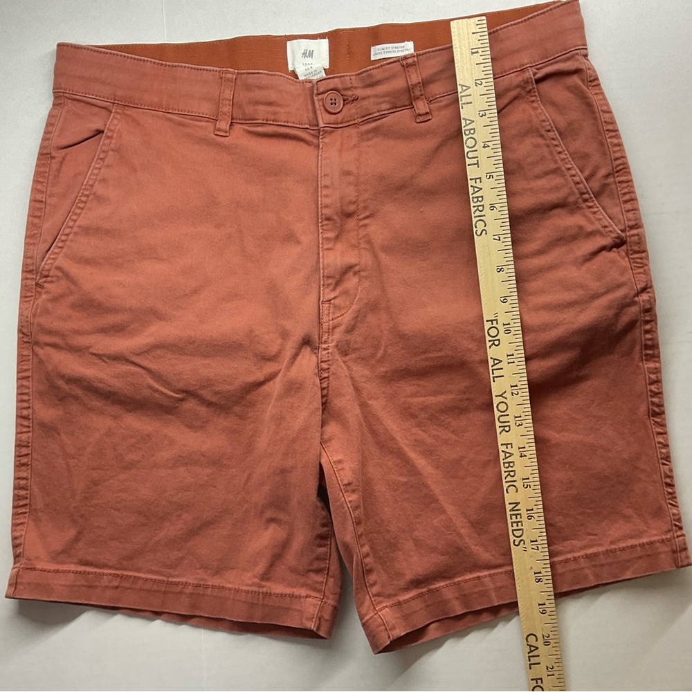 H&M Men's Rust Shorts size Large Gently used
